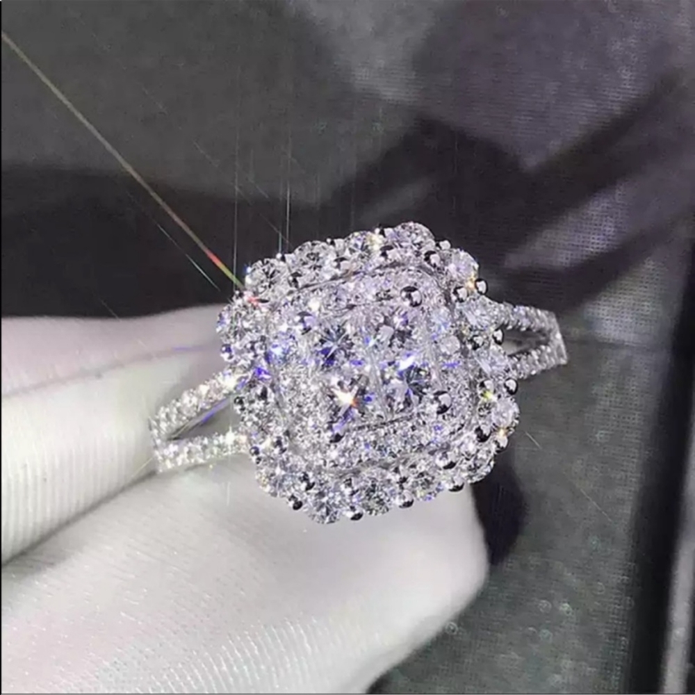 Stunning CZ Silver Tone Ring